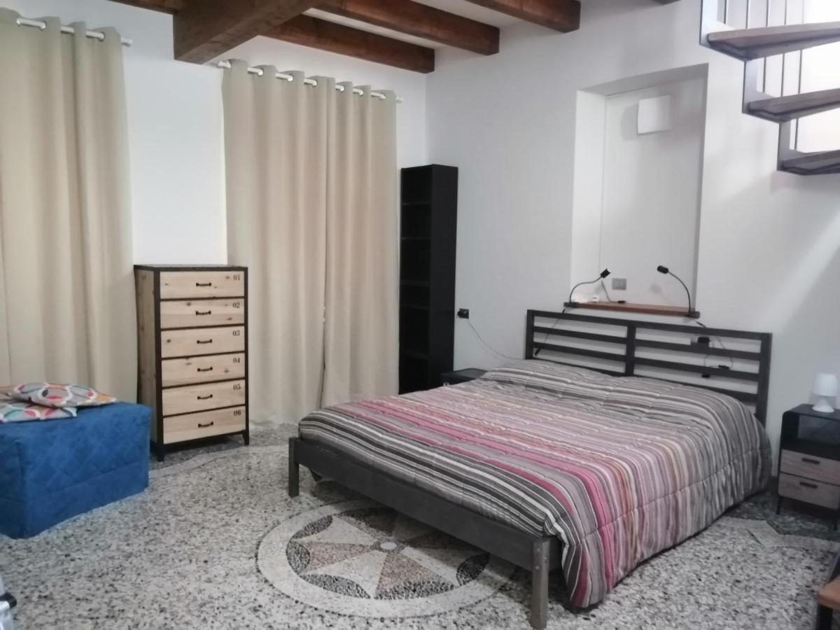 La Corte Di Suna Verbania Luaran gambar