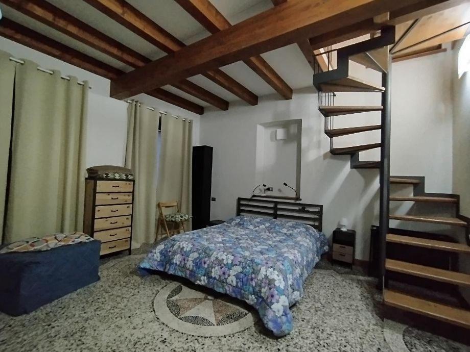 La Corte Di Suna Verbania Luaran gambar