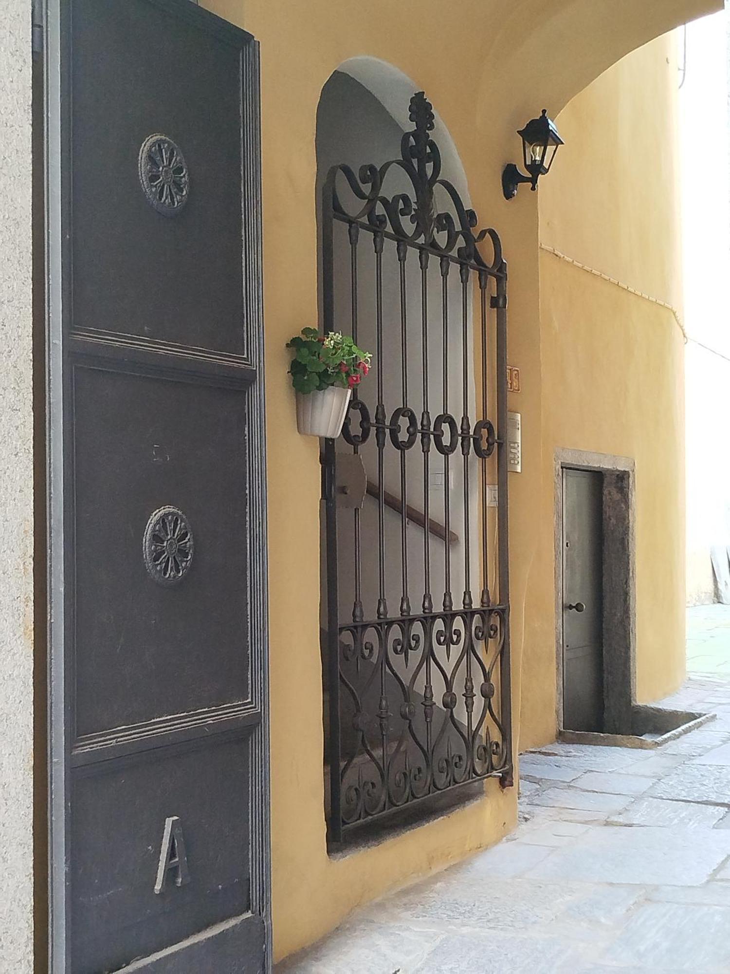 La Corte Di Suna Verbania Luaran gambar